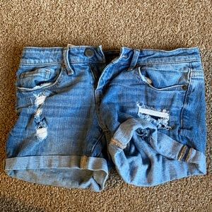 Cute jean shorts